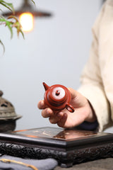 Small De Zhong crinkle-skinned vermilion clay Guangsu Mengchen-marked Yixing zisha pot