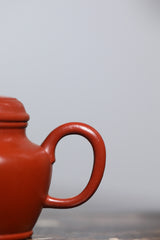 Small De Zhong crinkle-skinned vermilion clay Guangsu Mengchen-marked Yixing zisha pot