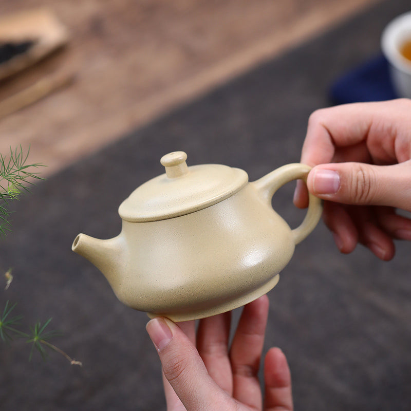 Wide-mouthed stone ladle Yixing purple sand pot with green clay