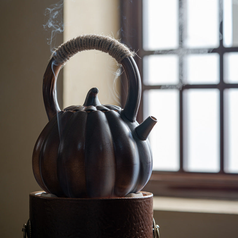 Stove tea kettle tea kettle pumpkin kettle side handle kettle can be charcoal burning open fire kettle indoor household retro tie rope teapot