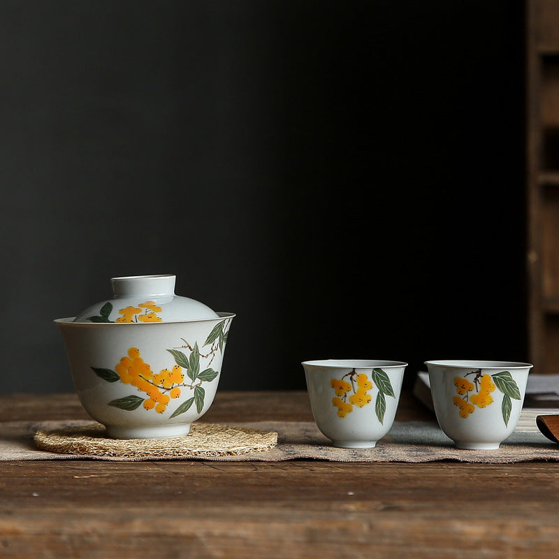 Japanese-style underglaze hand-painted loquat teacup