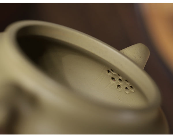 Original ore Benshan green clay handmade teapot Chinese antique pot