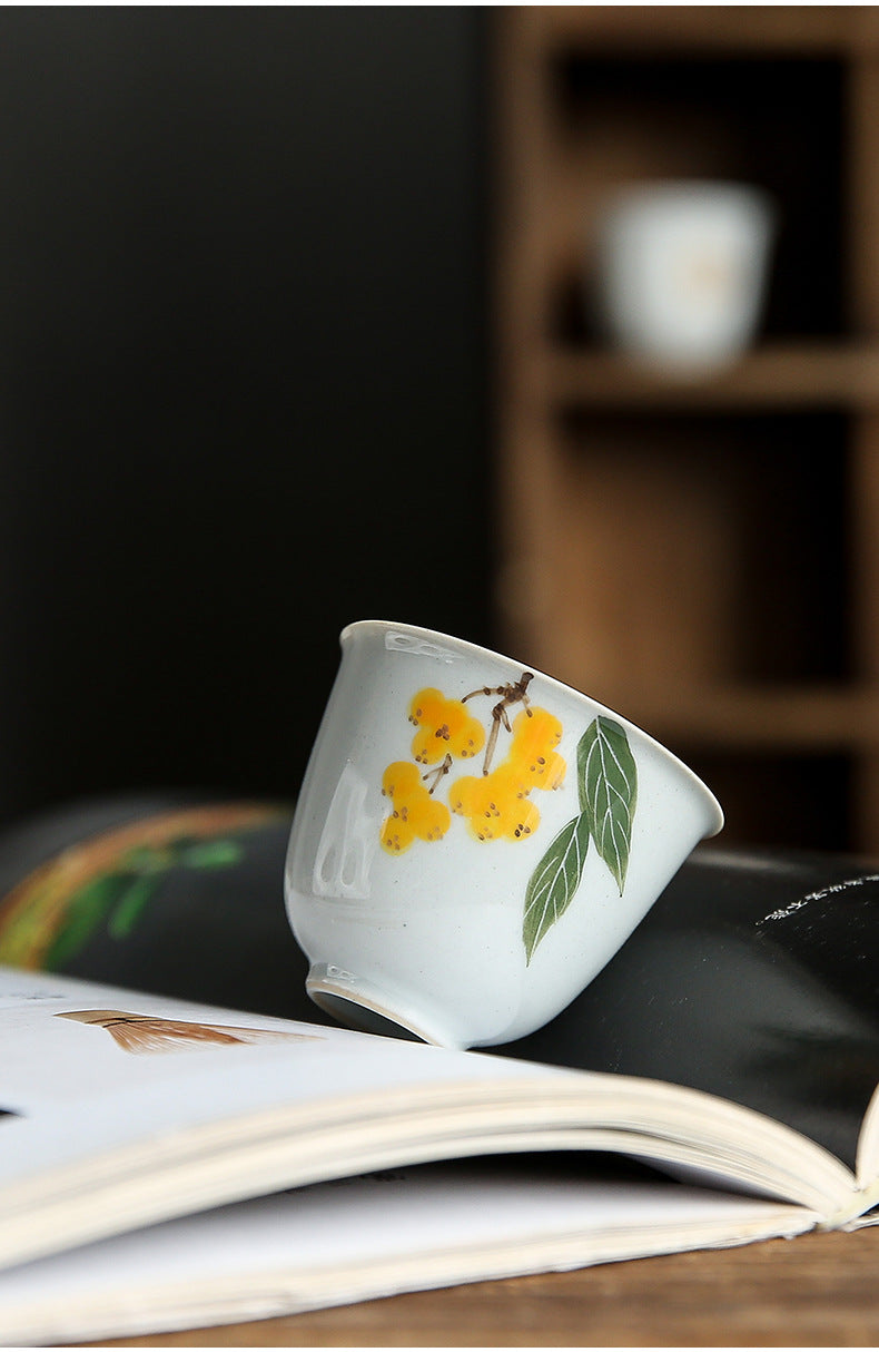 Japanese-style underglaze hand-painted loquat teacup