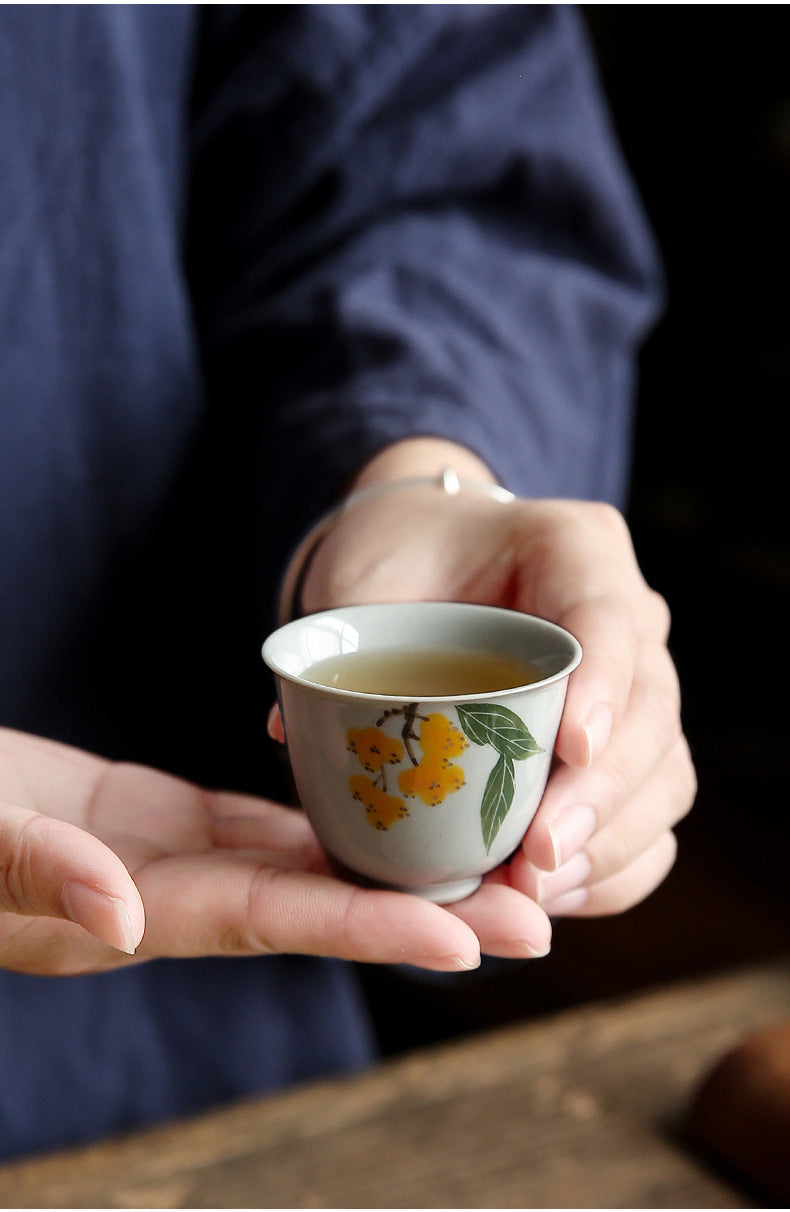 Japanese-style underglaze hand-painted loquat teacup