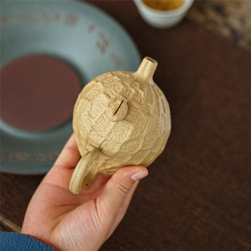 Yixing Zisha pot raw ore mud bionic device peanut 240ml