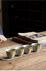 Japanese-style underglaze hand-painted loquat teacup